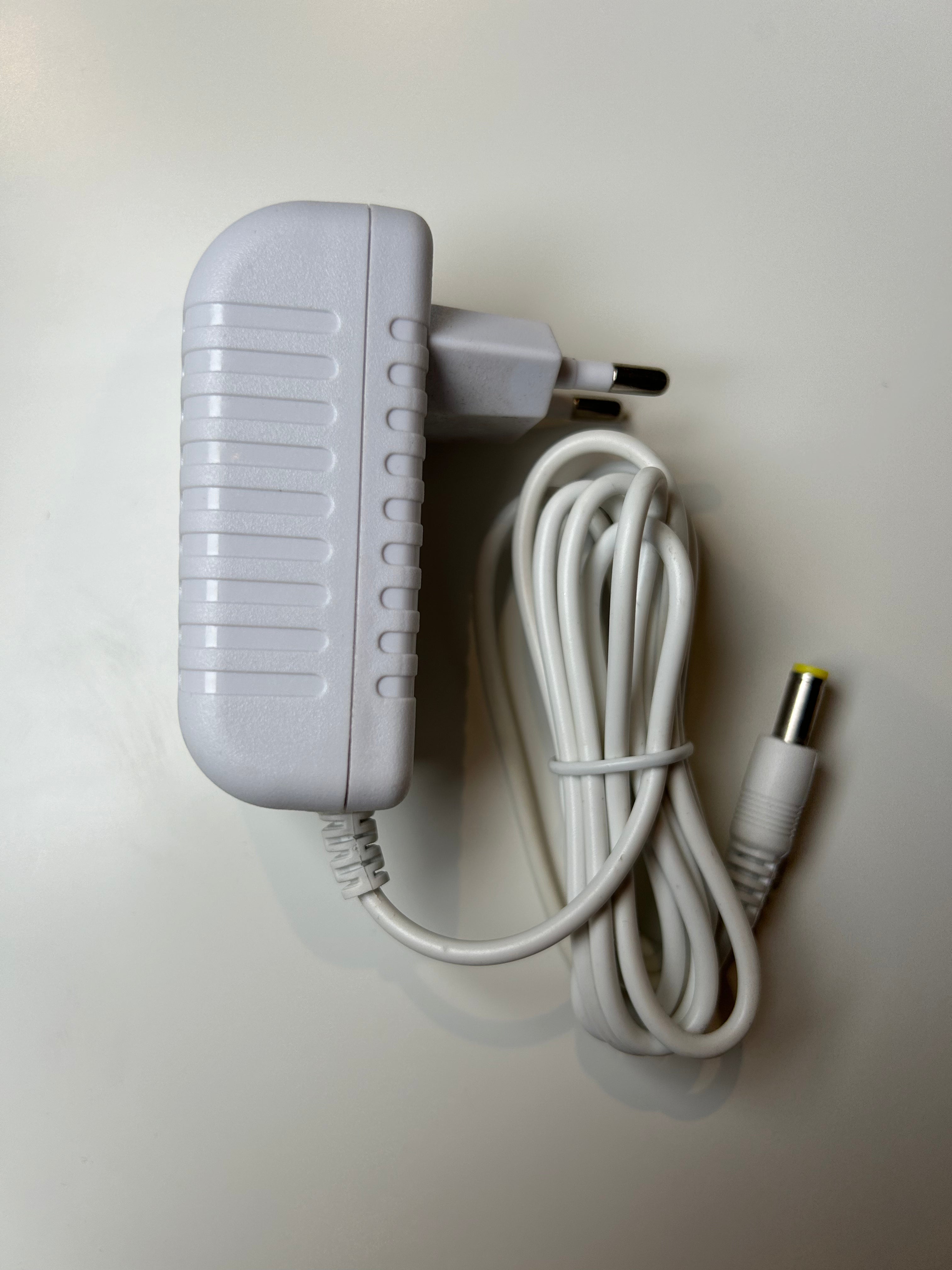 Reservedel: Strømforsyning Åbn